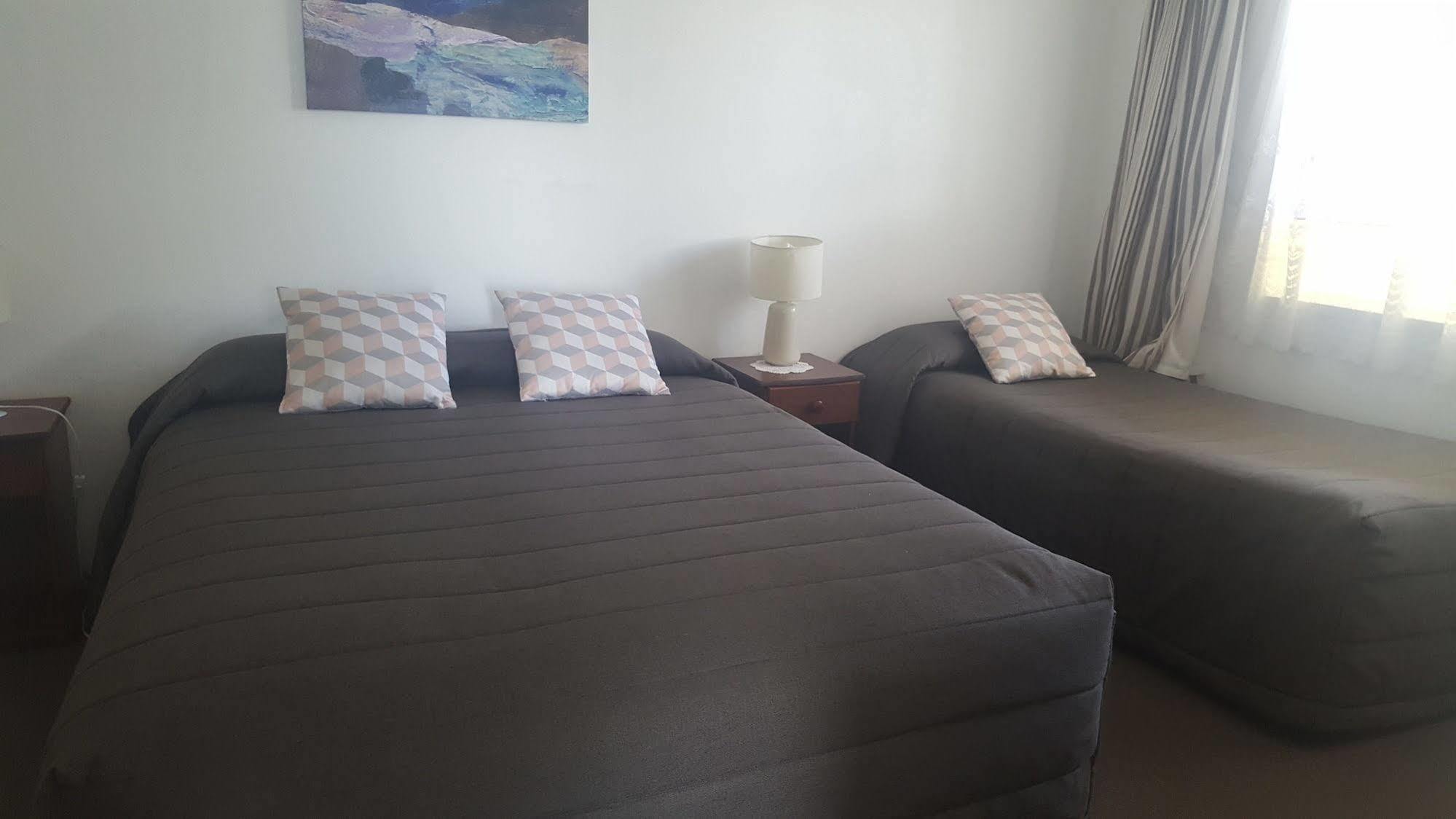Bayview Motel Пейхия Экстерьер фото